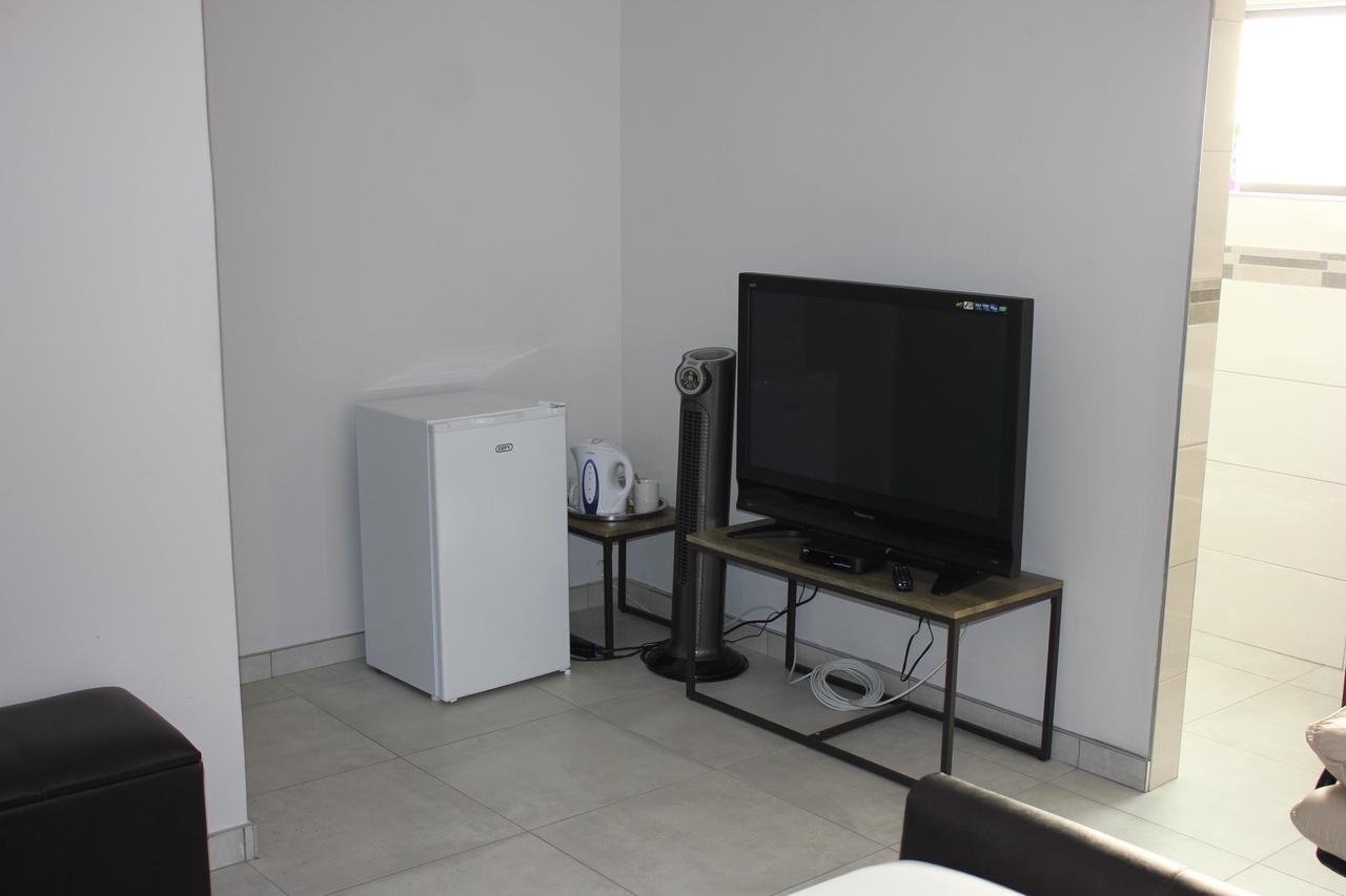Coco Palm Bed&Breakfast Windhoek Ngoại thất bức ảnh