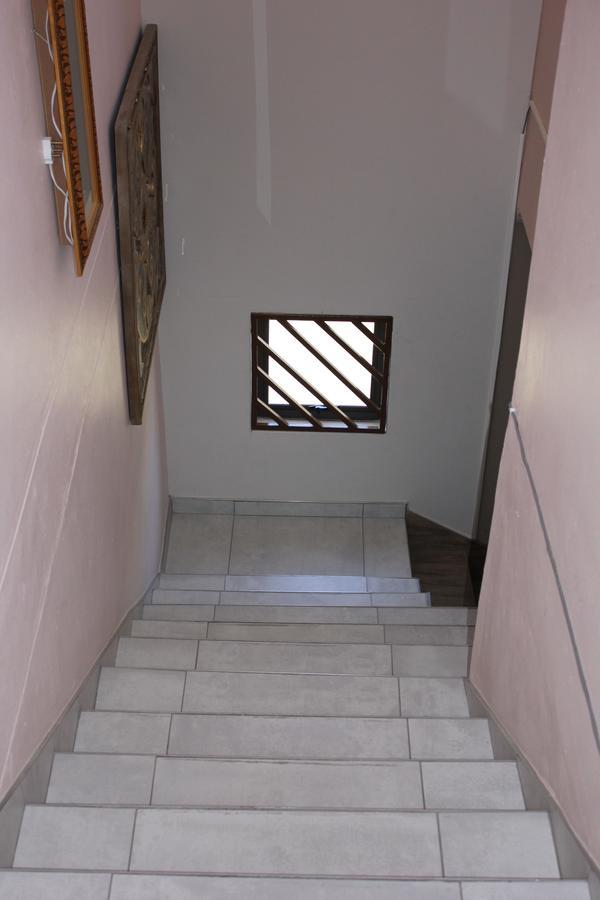 Coco Palm Bed&Breakfast Windhoek Ngoại thất bức ảnh